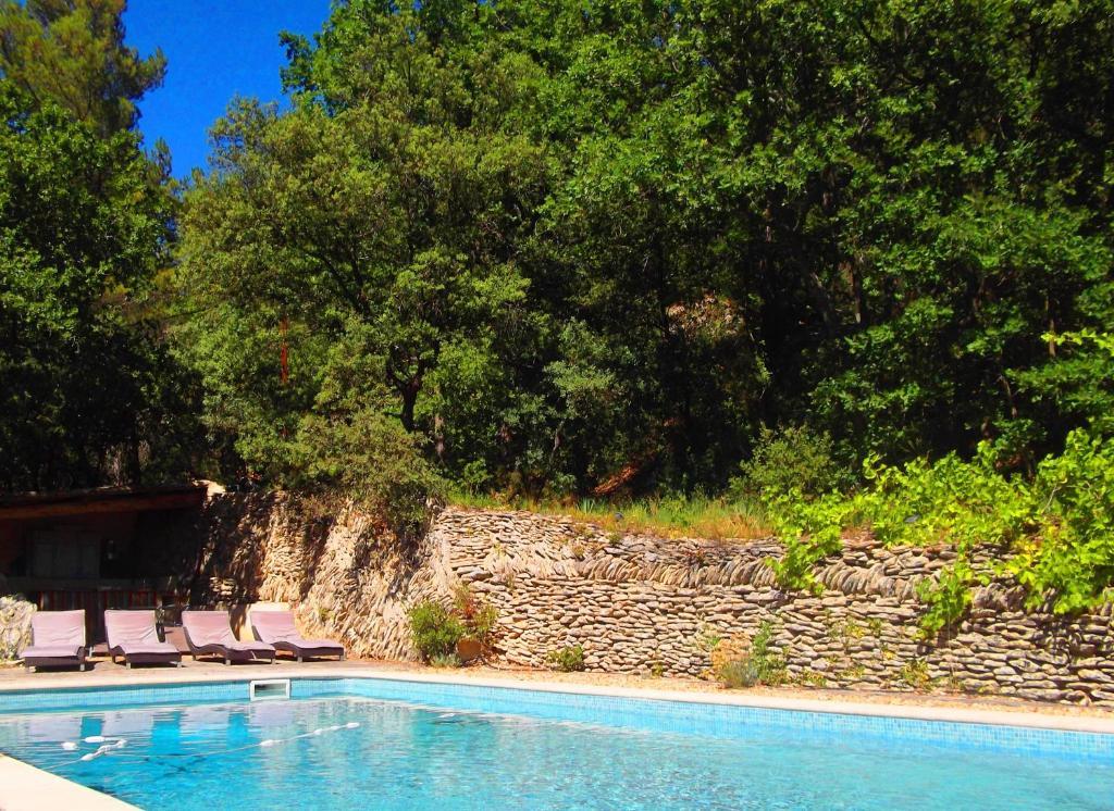 索马讷-德沃克吕兹 La Bastide Du Vallon旅馆 外观 照片